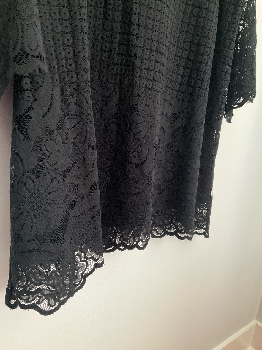 Avenue 14/16 Black Lace Overlay Tunic NEW - Retail $49 - Picture 3 of 10